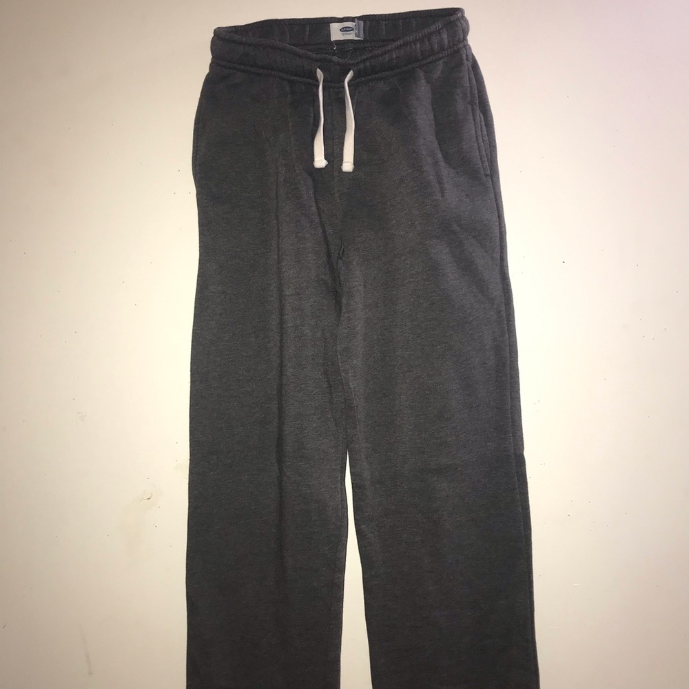 Old navy sweatpants - Picture 2 of 3